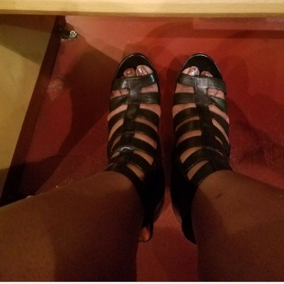 Black leather 4 inch gladiator heels - Picture 4 of 4